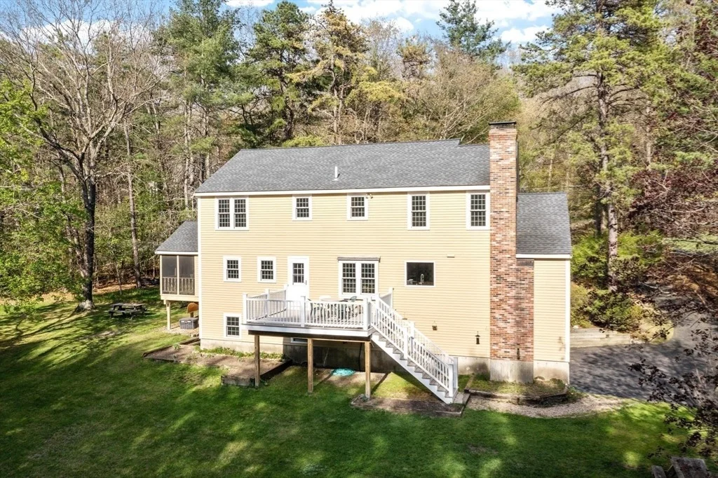 Photo of 507 Longley Rd