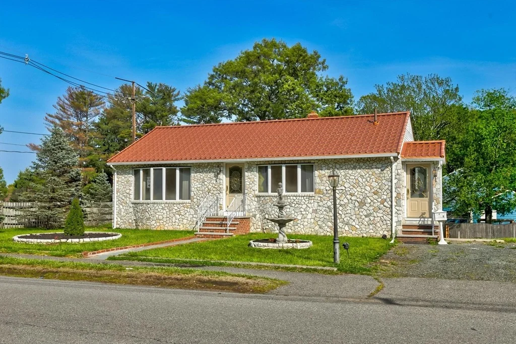 Photo of 2 Herrick Road