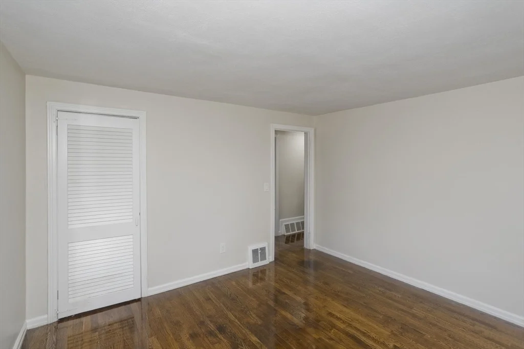 Photo of 99 Massreco St