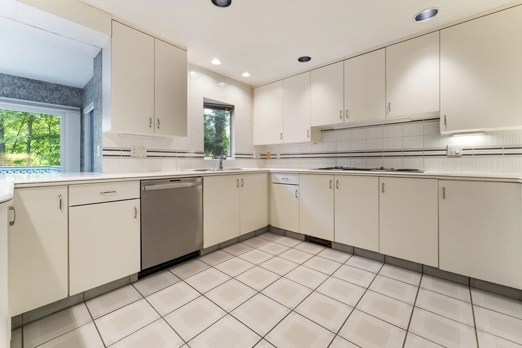 Photo of 9 Dennison Rd