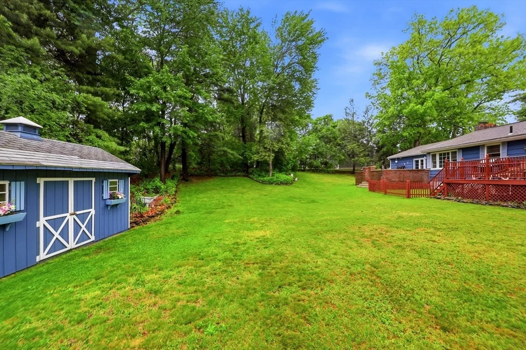 Photo of 87 Squire Ln