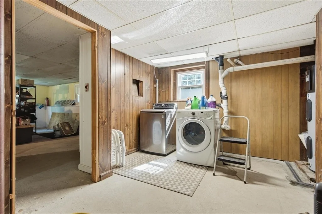 Photo of 10 Buttonwood Rd