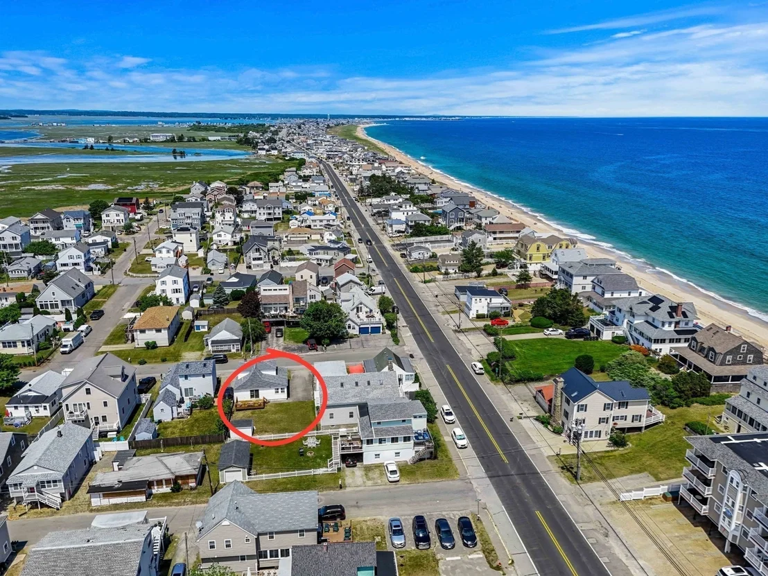 Photo of 1 Lewis Ave