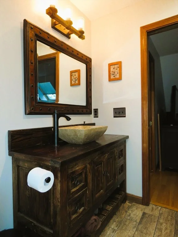 Photo of 14 Circle Dr