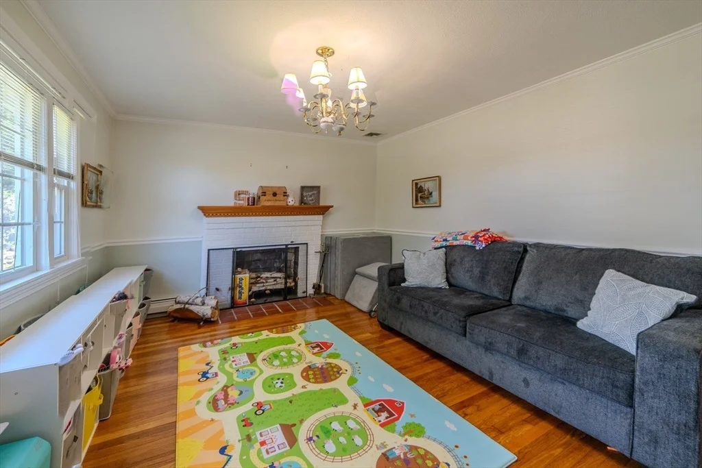Photo of 54 Stearns Dr