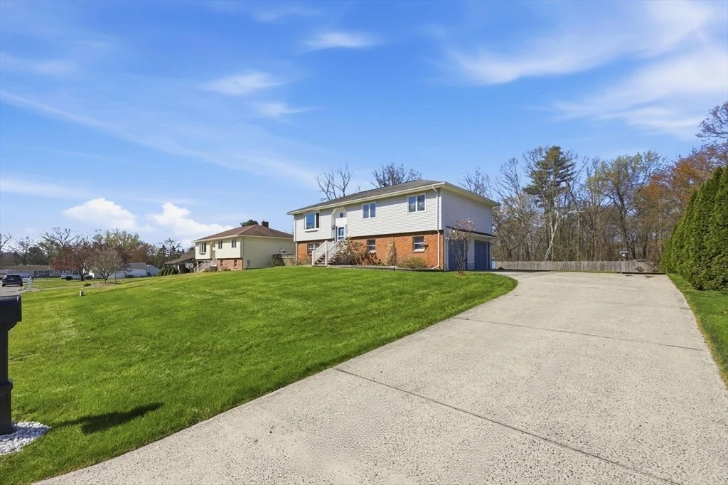 Photo of 39 Salli Circle