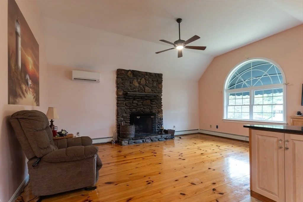 Photo of 110 Hosley Rd
