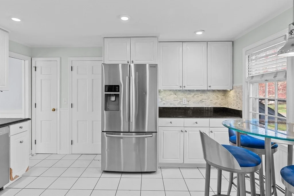 Photo of 49 Blackberry Ln