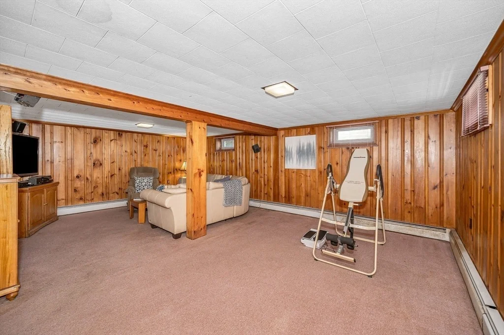 Photo of 49 Oak St