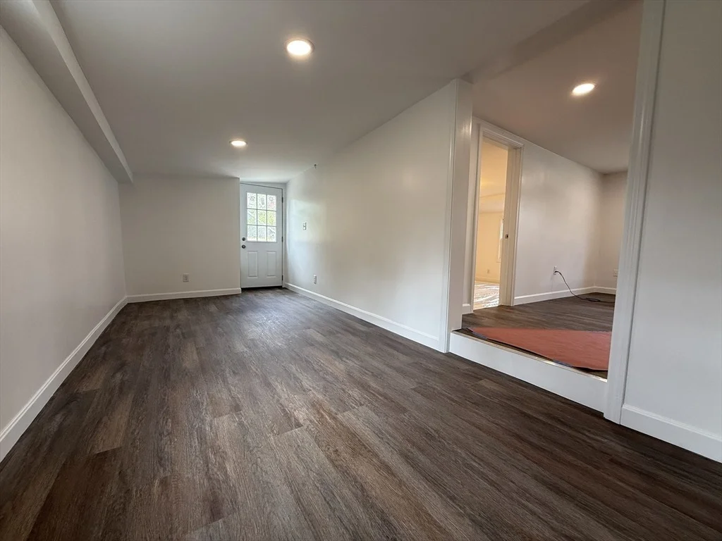 Photo of 43 Buttonwood Road