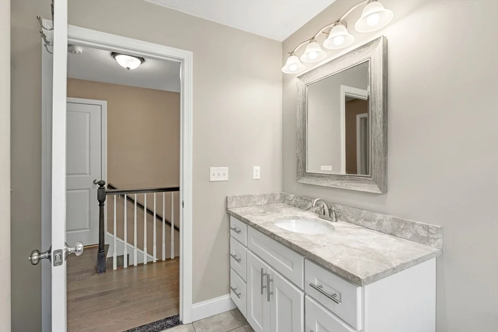 Photo of 32 Dennison Ave
