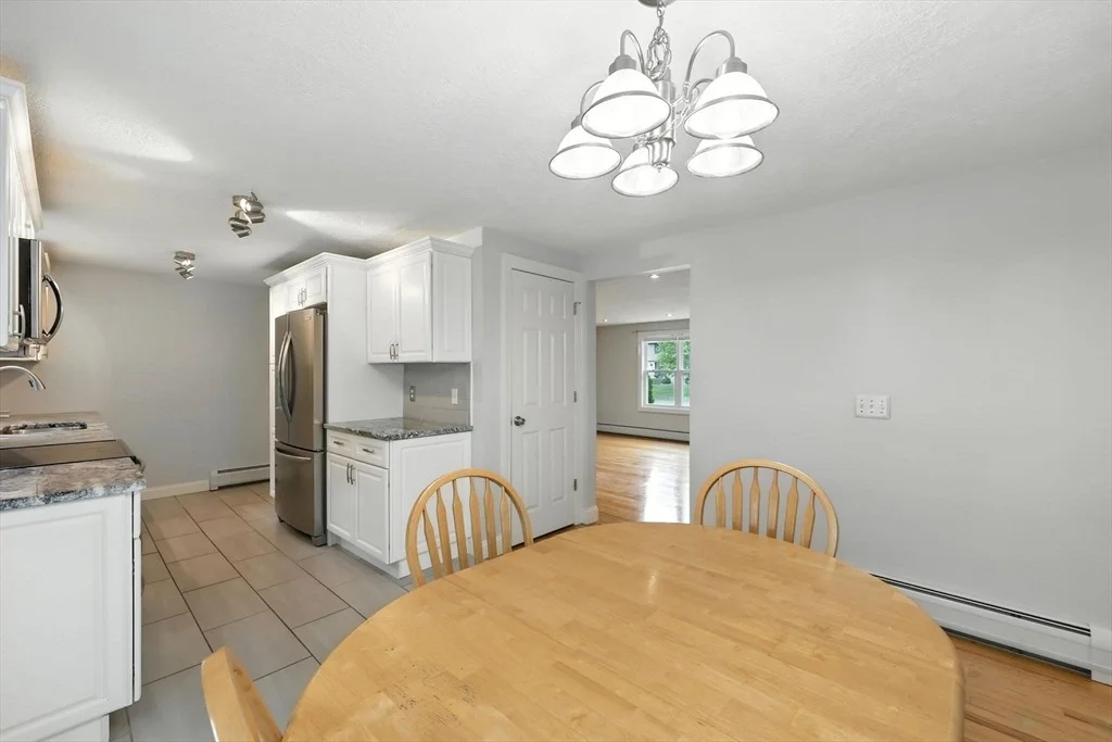 Photo of 6 Oakridge Cir