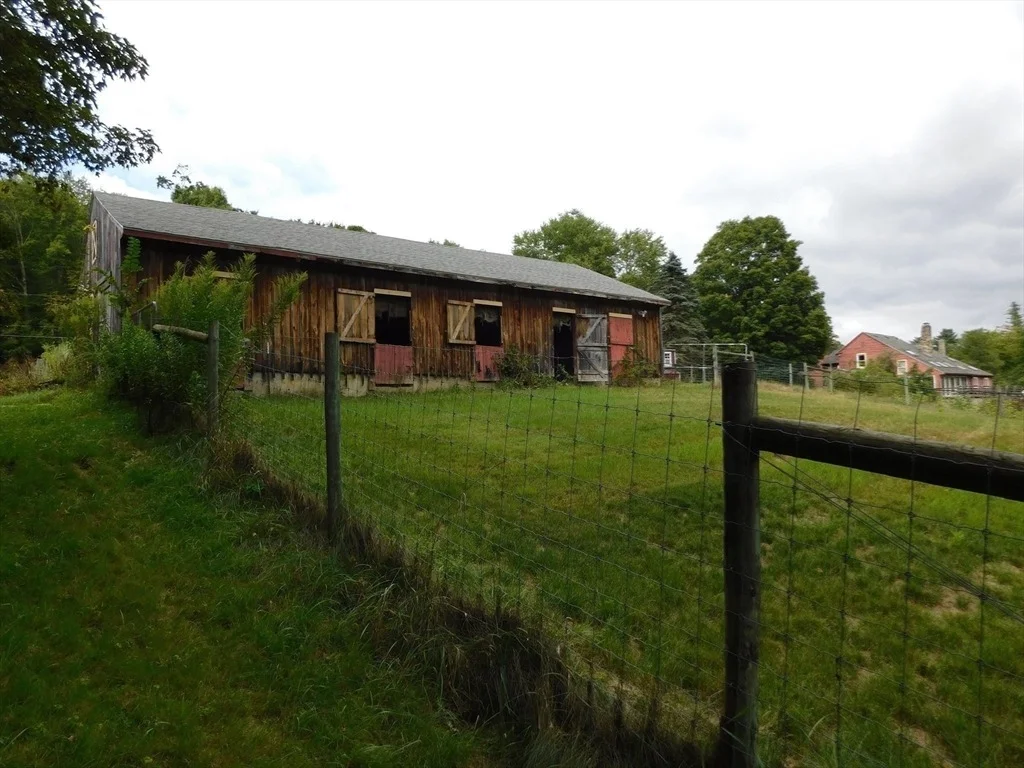 Photo of 30 Little Rest Rd