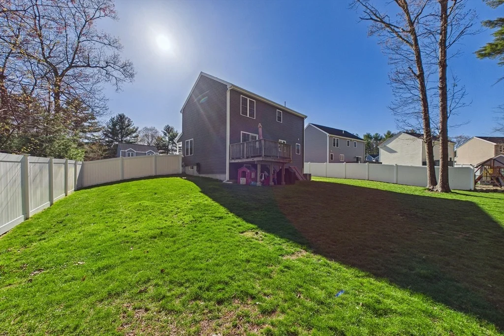 Photo of 987 Dighton Woods Cir