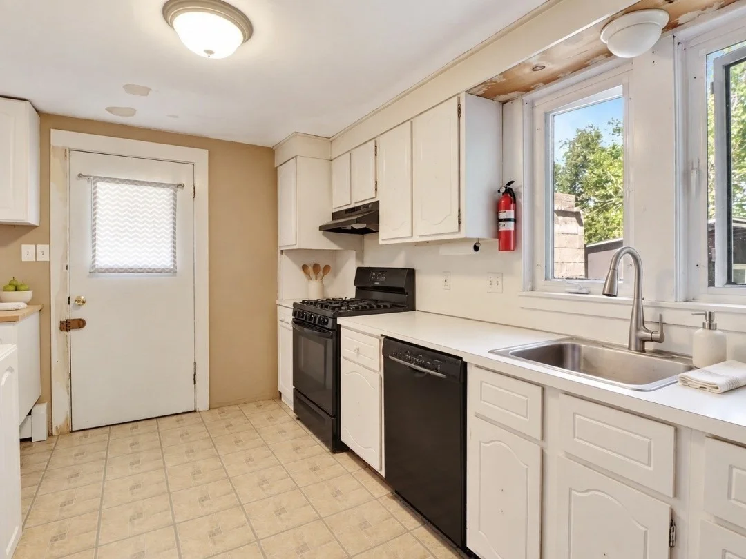 Photo of 69 Appleton St