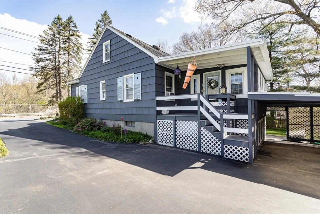 Photo of 181 Oak Street