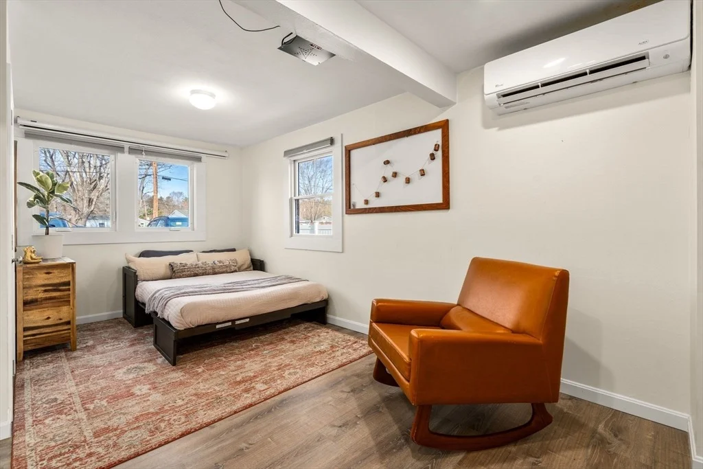 Photo of 11 Sunset Road
