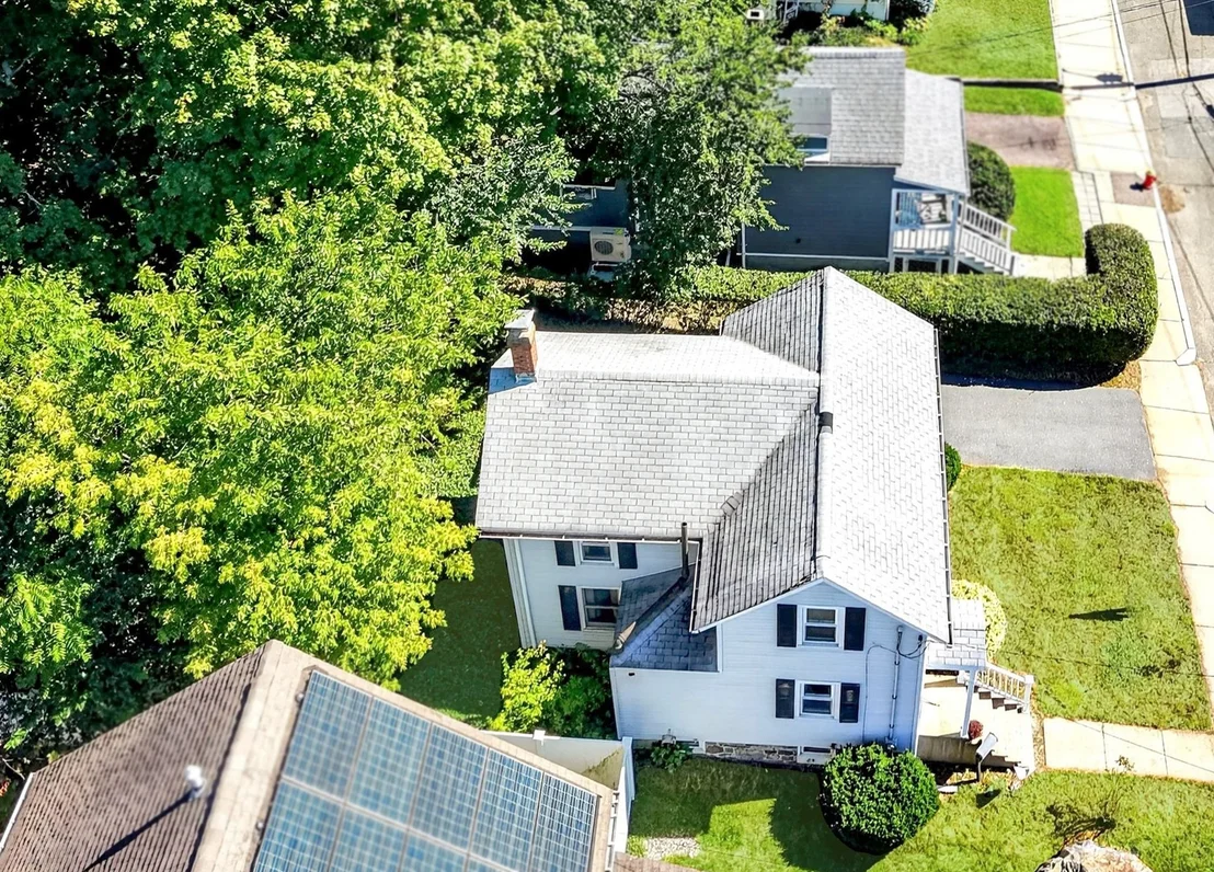 Photo of 79 Maple Street