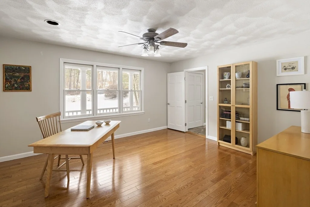 Photo of 15 Laurel Circle
