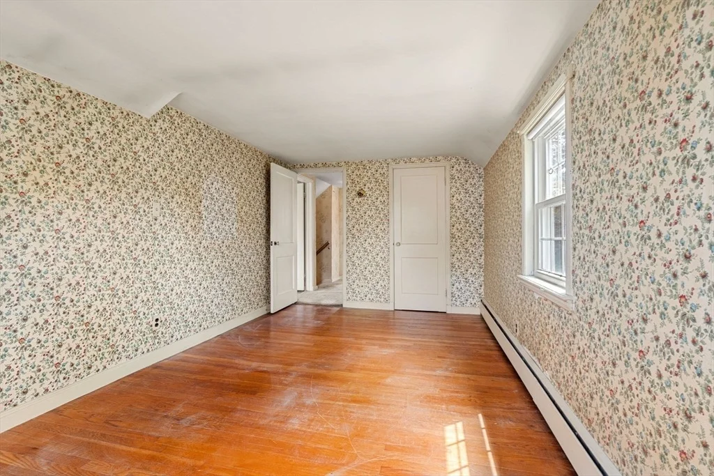 Photo of 37 Elm Crest Road