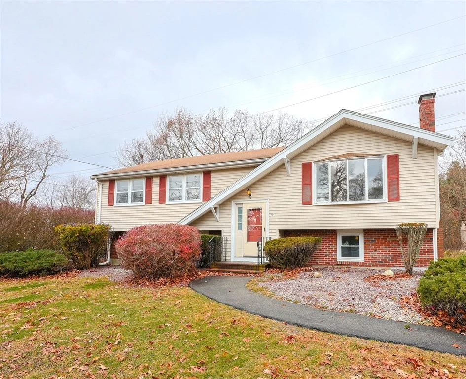Photo of 194 Ewing Dr