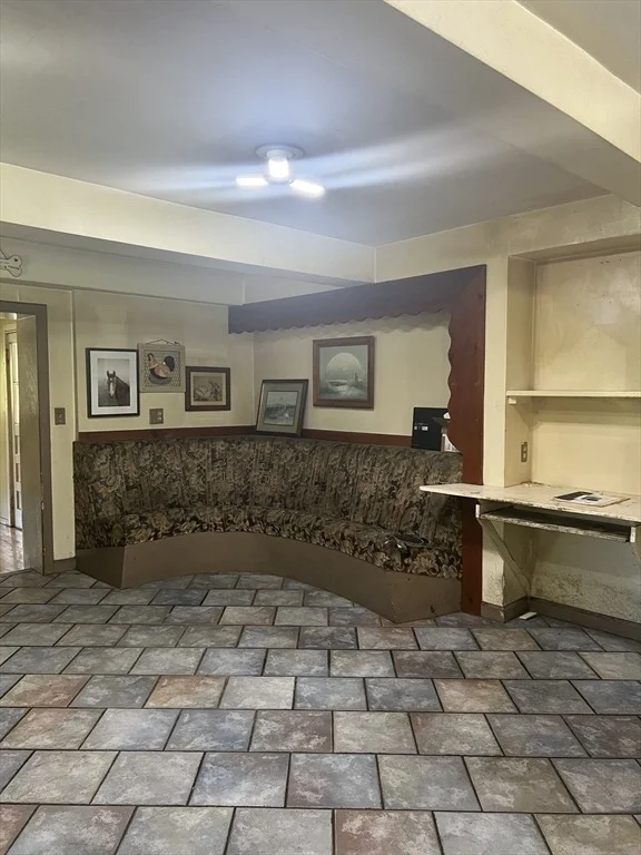 Photo of 19 Greenwich Plains Rd