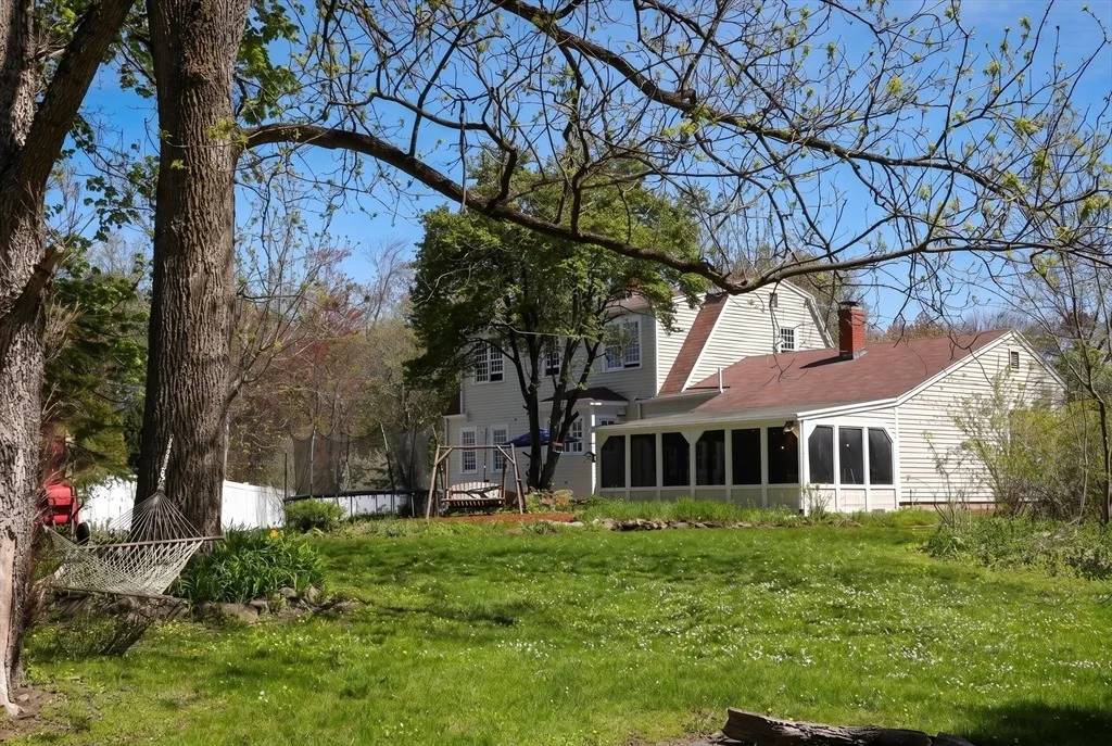 Photo of 110 Cross St