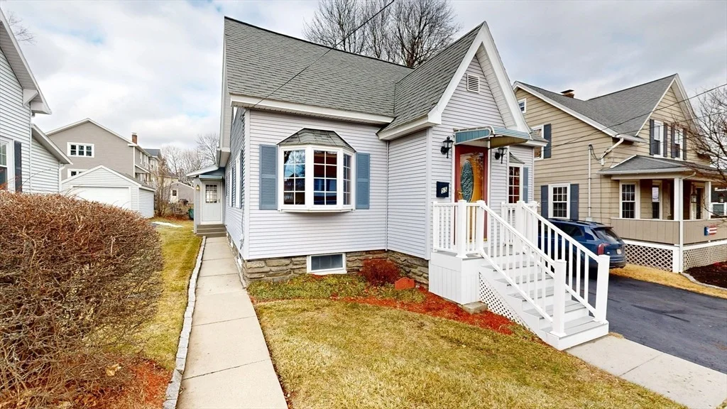 Photo of 55 Clark Street