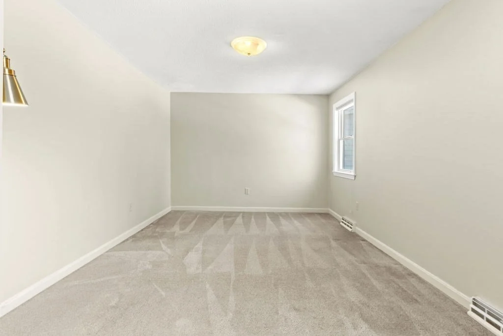 Photo of Unit 5 at 5 Robin Cir