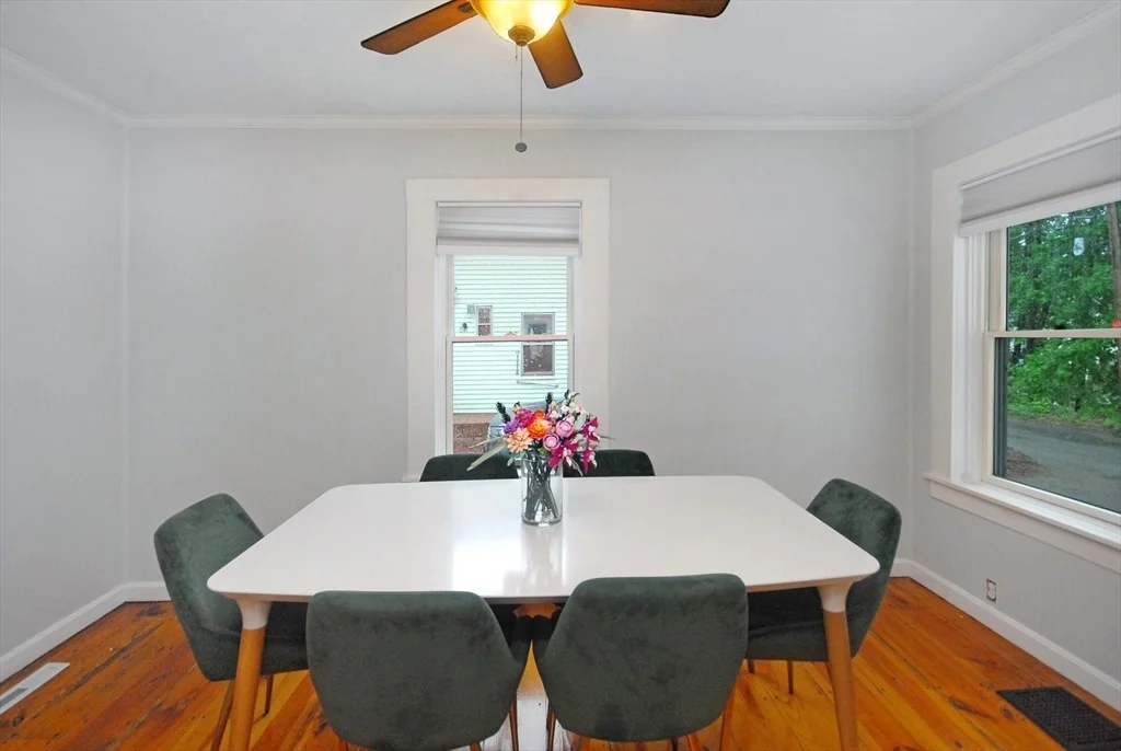 Photo of Unit 7 at 7 Maple Ct