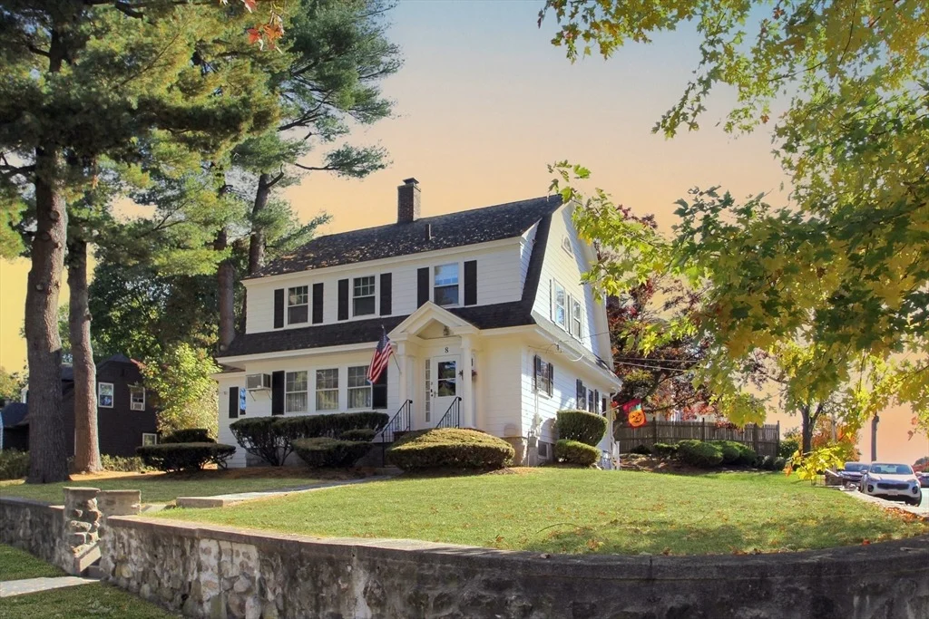 Photo of 8 Locust Rd