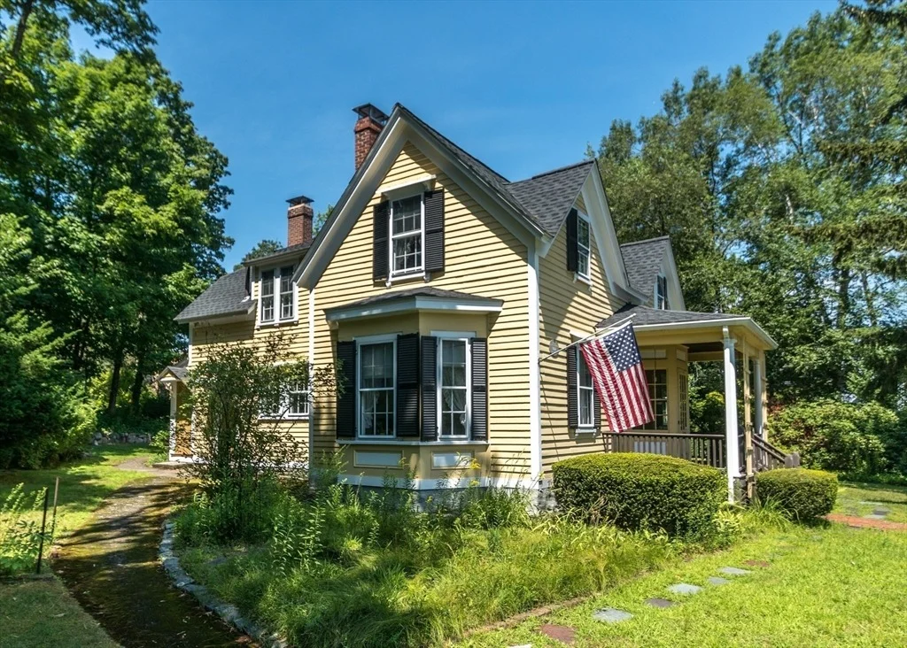 Photo of 326 Bacon Street