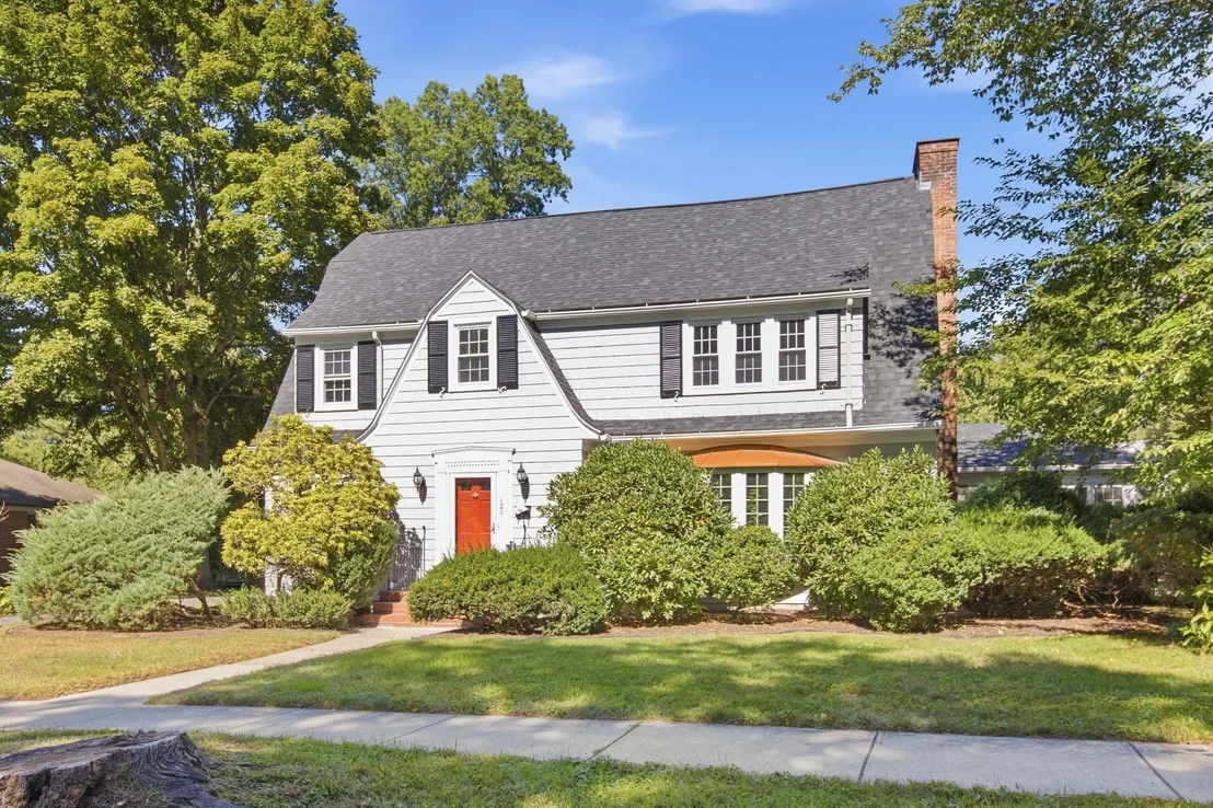 Photo of 128 Meadowbrook Rd