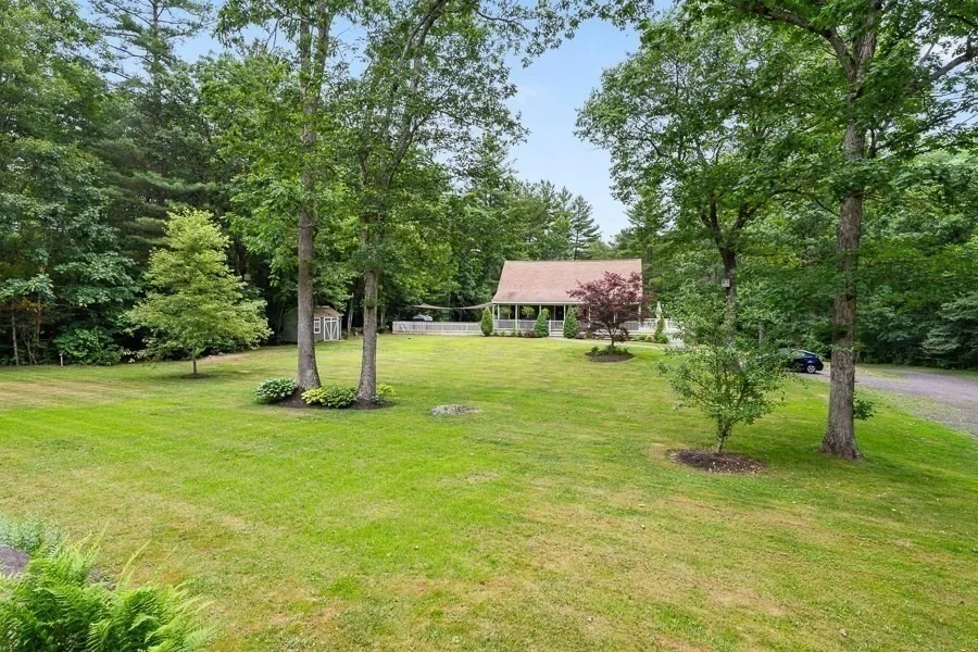 Photo of 115 River Rd