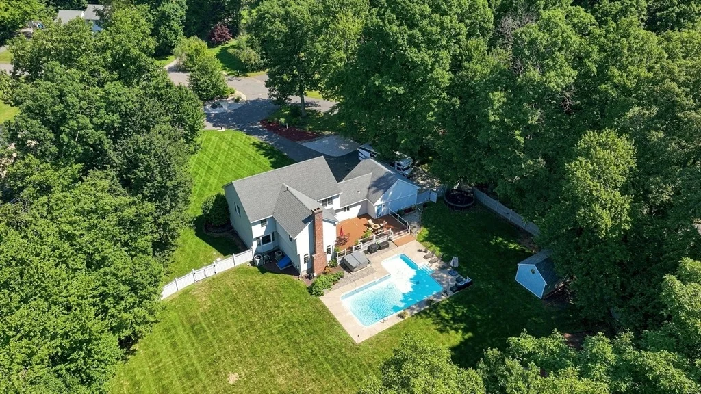 Photo of 7 Deer Run Dr