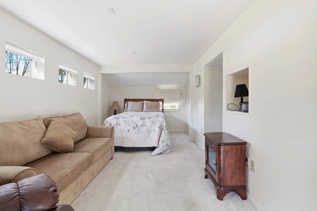 Photo of 20 Brunnell Avenue