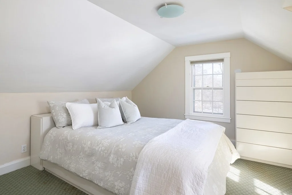 Photo of 138 Waban Avenue