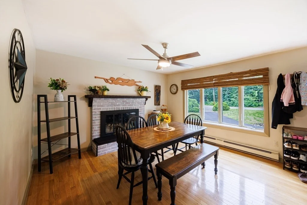 Photo of 142 Squannacook Rd