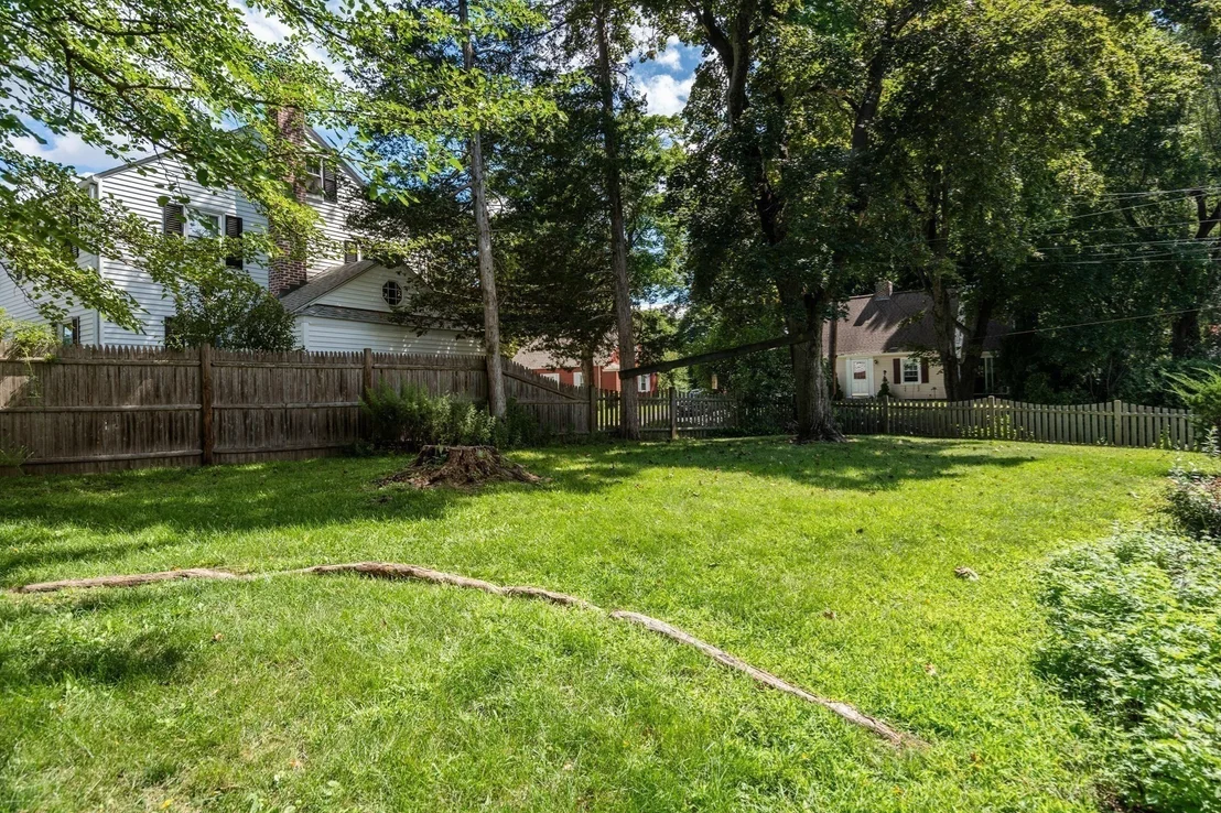 Photo of 515 Lake Avenue