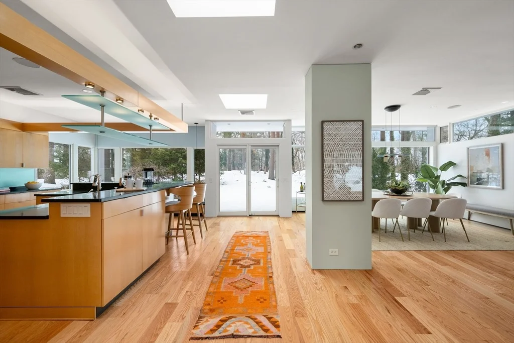 Photo of 32 Moon Hill Road