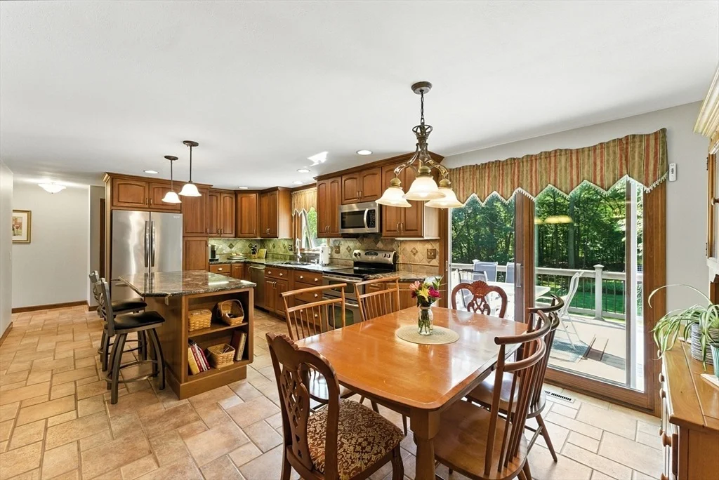 Photo of 238 Elizabeth Dr
