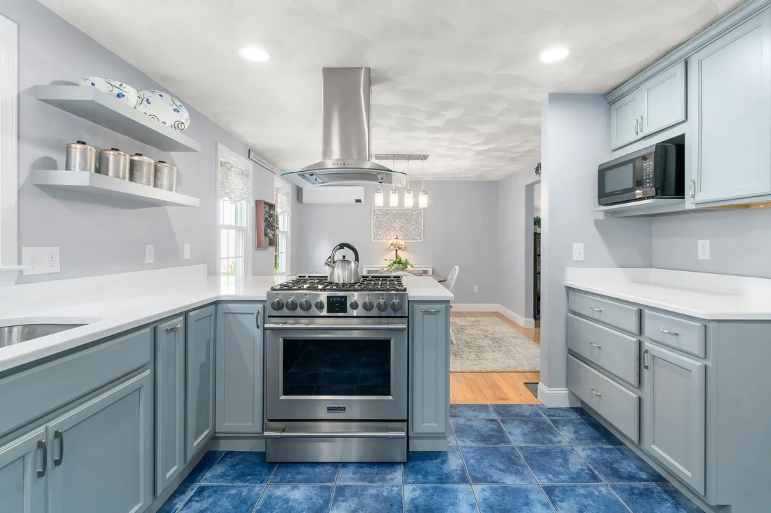 Photo of 5 Crockett Cir
