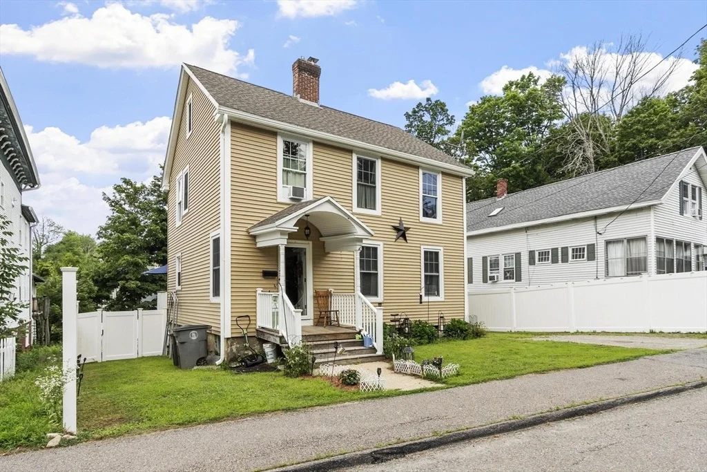 Photo of 27 Cedar St