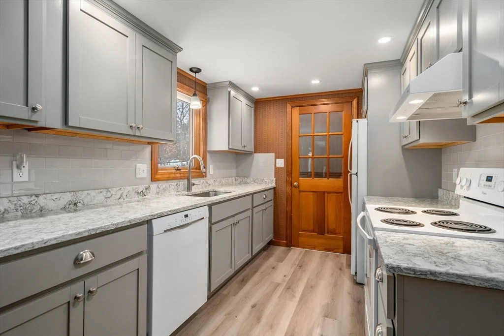 Photo of 107 Baldwin Dr.