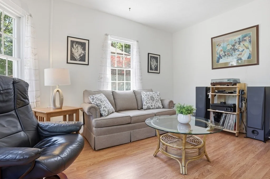 Photo of 47 Bingham Ave