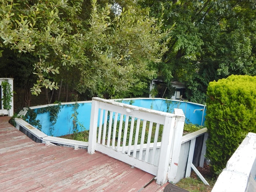 Photo of 104 Crestfield Dr