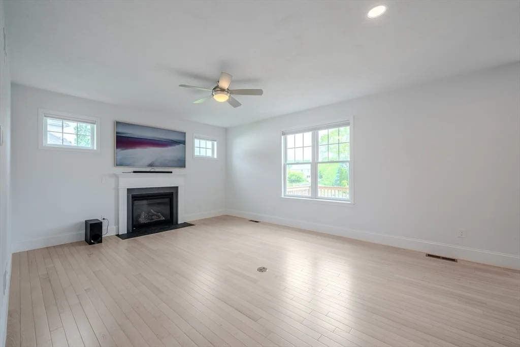 Photo of 72 Pratt Ave