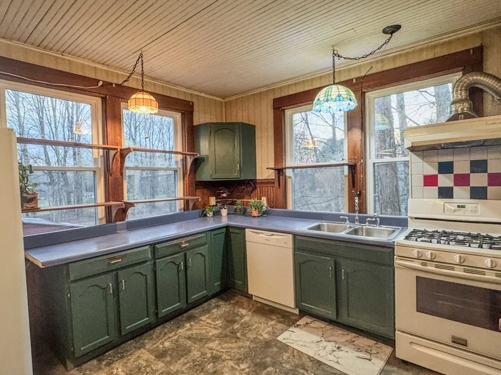 Photo of 230 Millers Falls Road