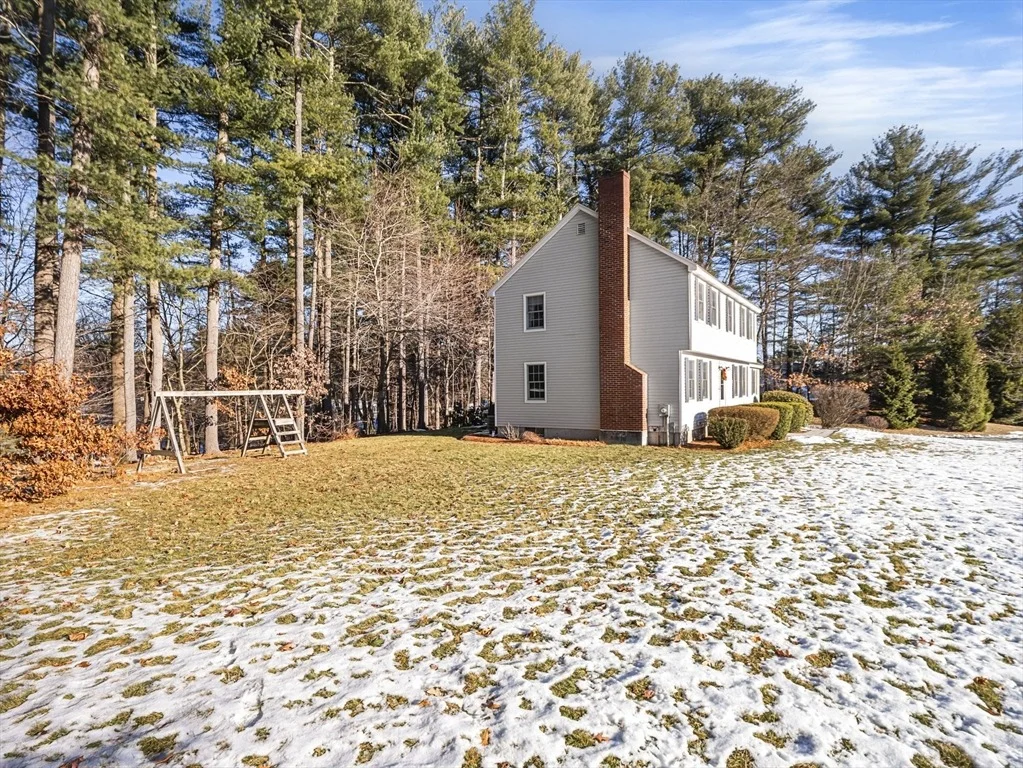 Photo of 4 Michaels Dr