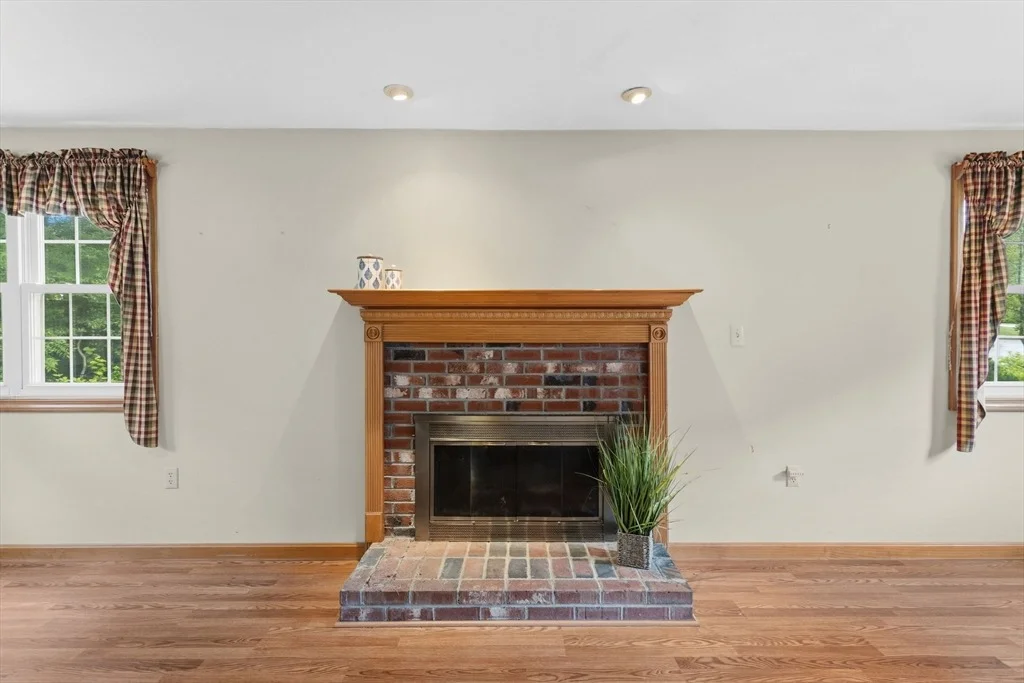 Photo of 4 Stevens Ter